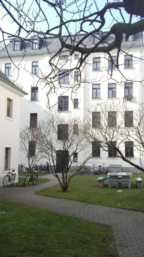 Bastians Herberge Leipzig Extérieur photo